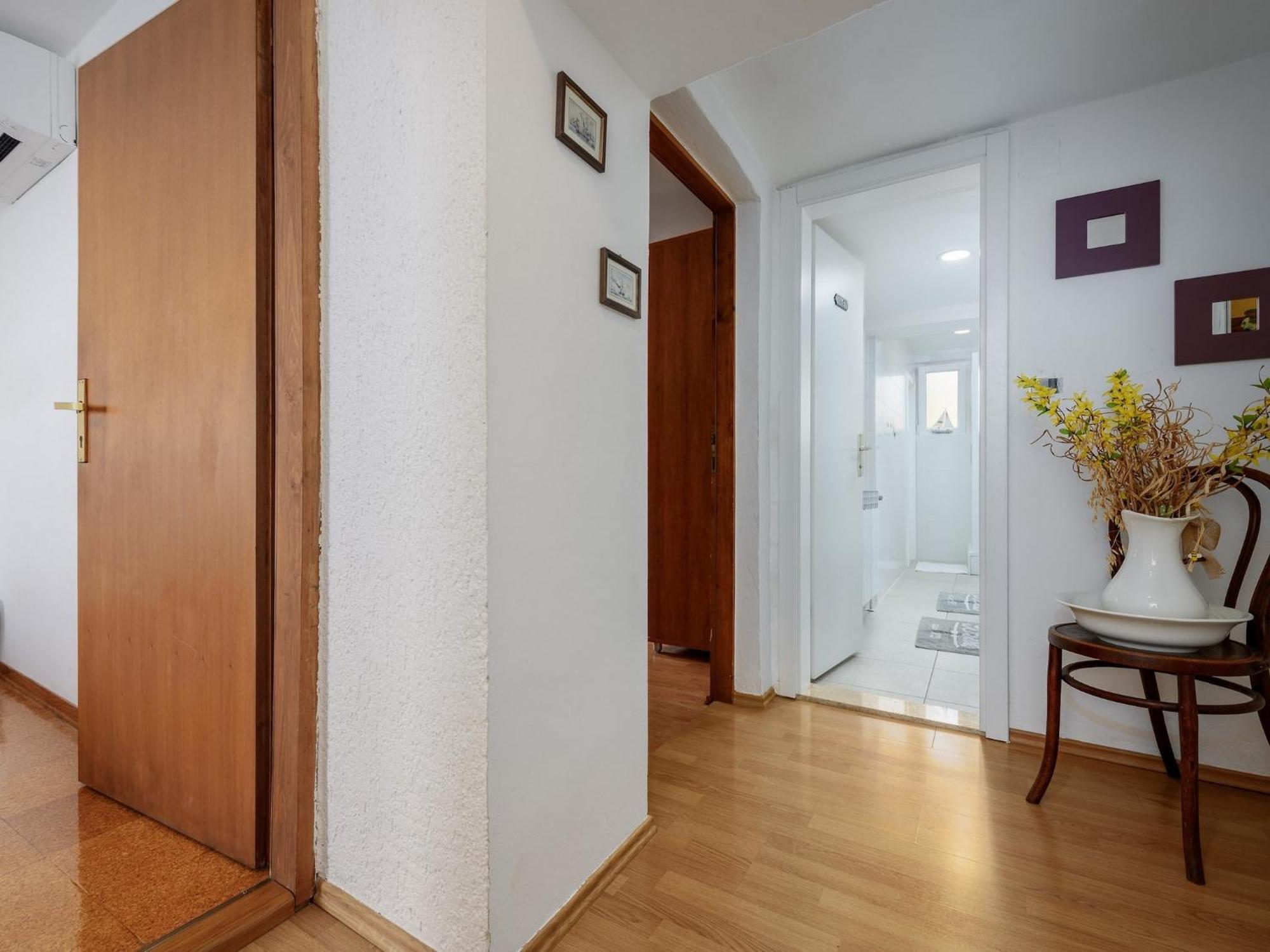 Holiday home Pretty With Balcony Porec